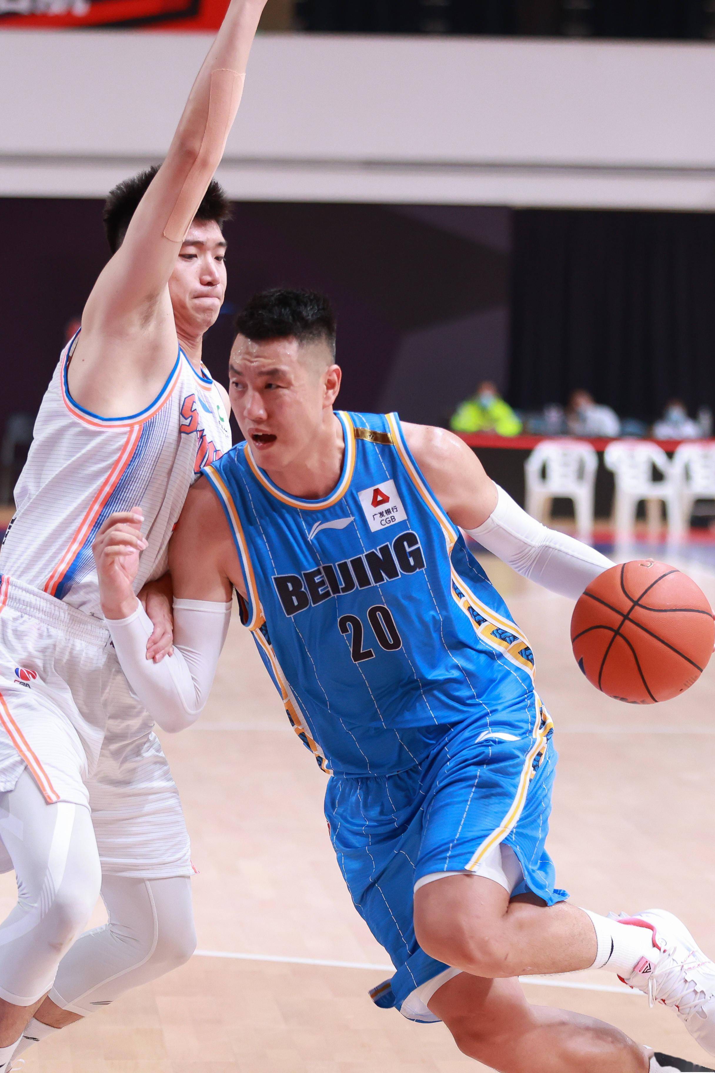 球迷们已经 球迷们已经