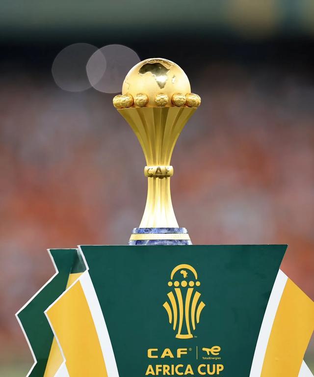 中位留存显 中位留存显