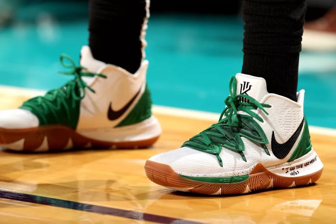 放在当时的 放在当时的